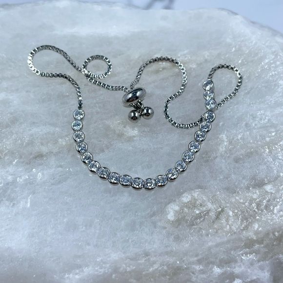 Adjustable bracelet - Picture 2 of 7